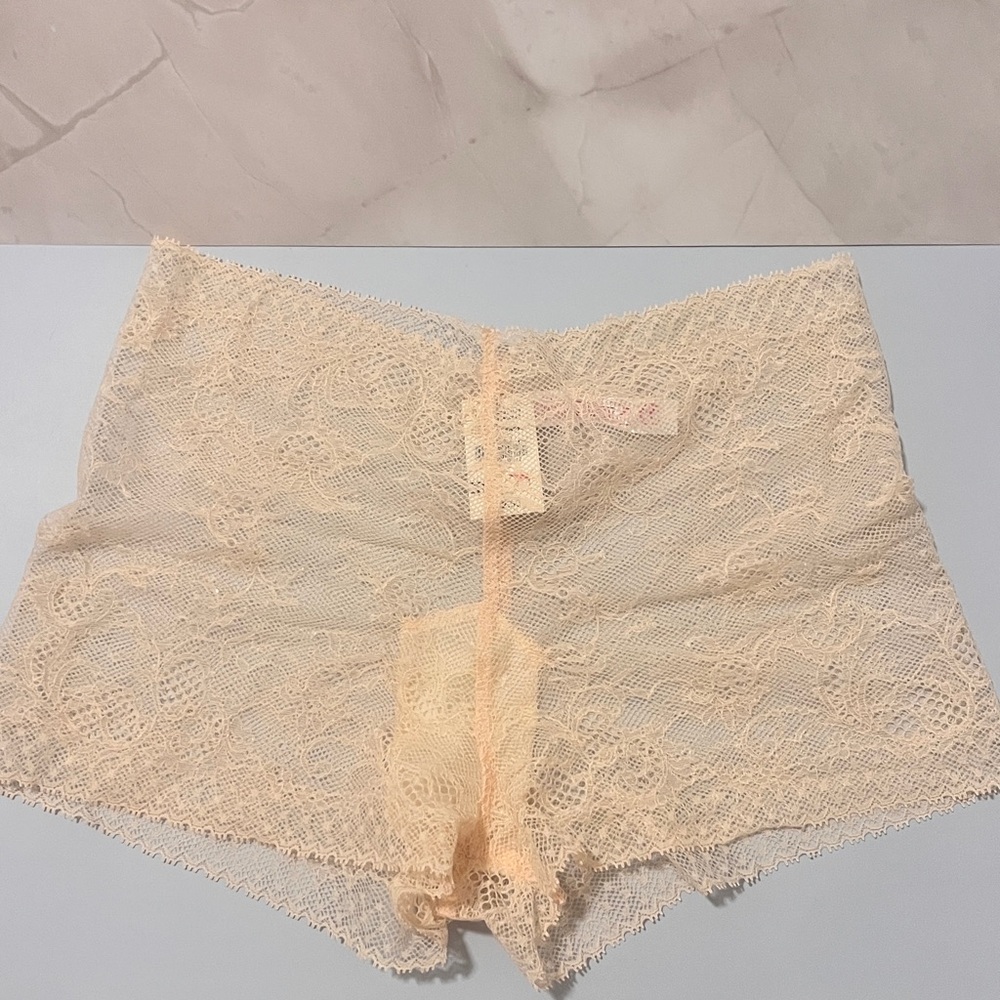 Lace Boyshorts in Cream Victorias Secret Pink underwear NWT size XS